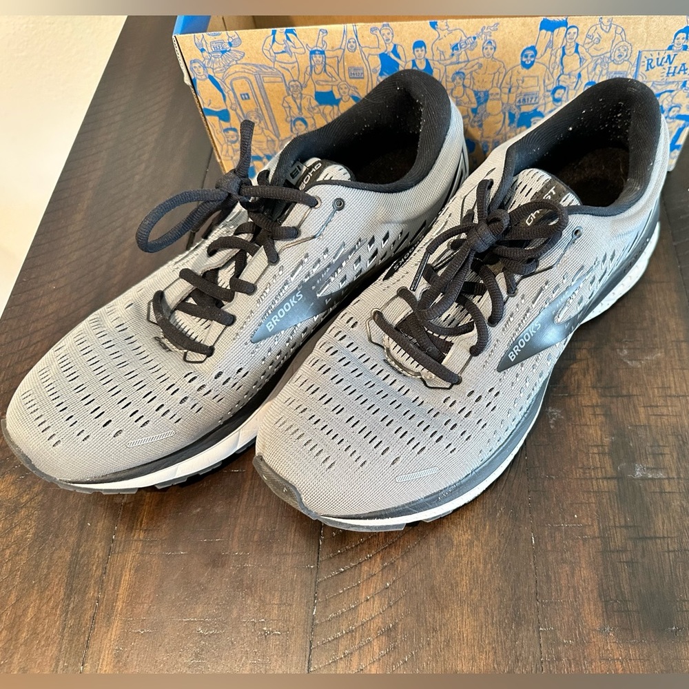 Men’s Ghost 13 Brooks Running Shoes with Orginal Box